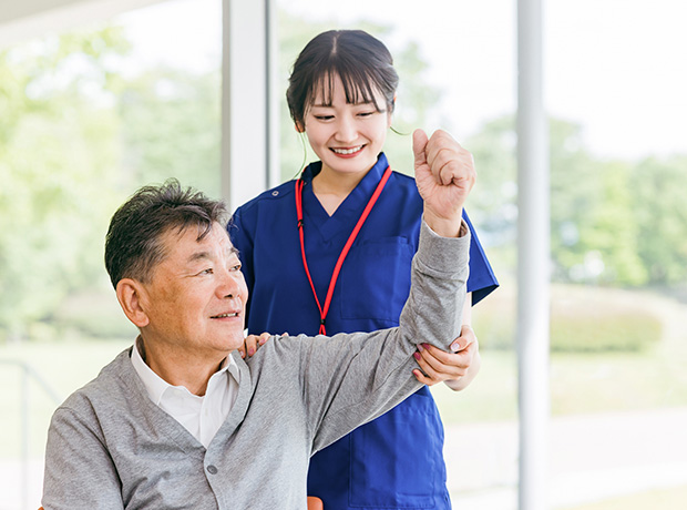 difference caregiver nurse 01